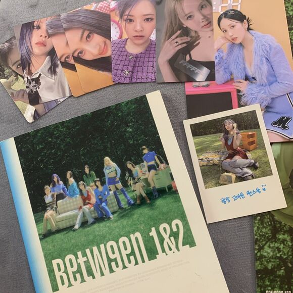 TWICE - 11th Mini Album BETWEEN 1&2 12 - Picture 5 of 5